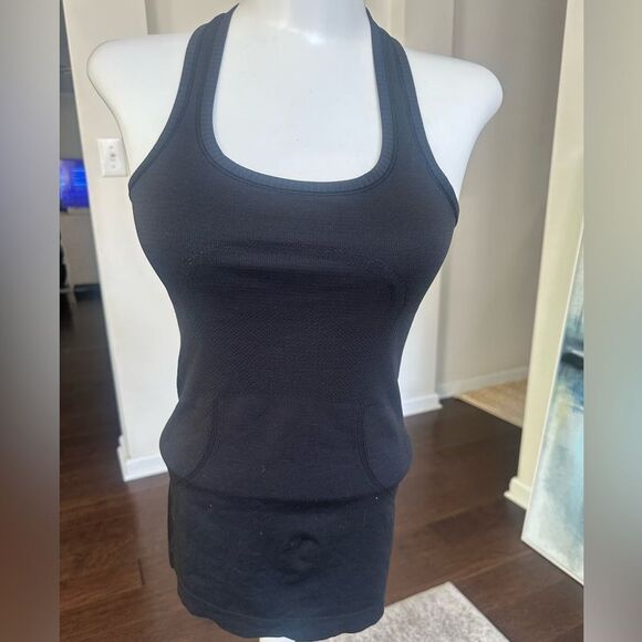Lululemon Swiftly Black Women’s Tank Top 4 - Picture 1 of 4